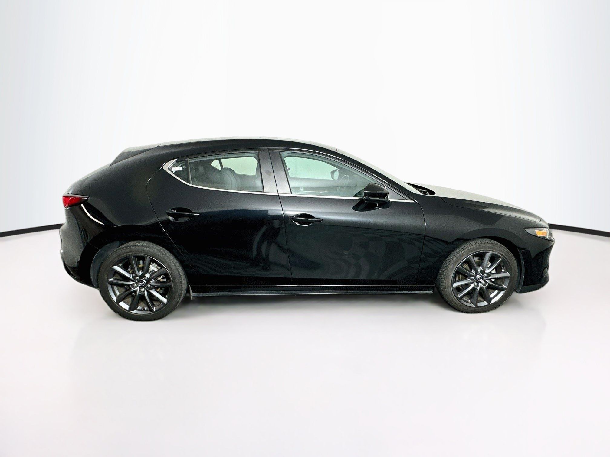 Used 2024 MAZDA MAZDA3 s FWD image 10