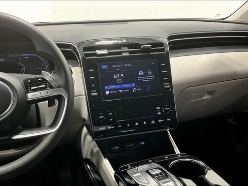 Used 2022 Hyundai Tucson Blue image 8