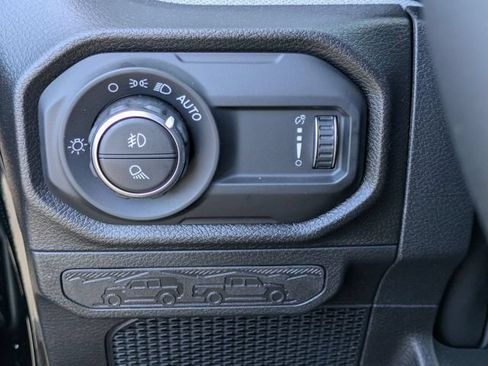 New 2026 Jeep Gladiator Sport AWD/4WD image 19