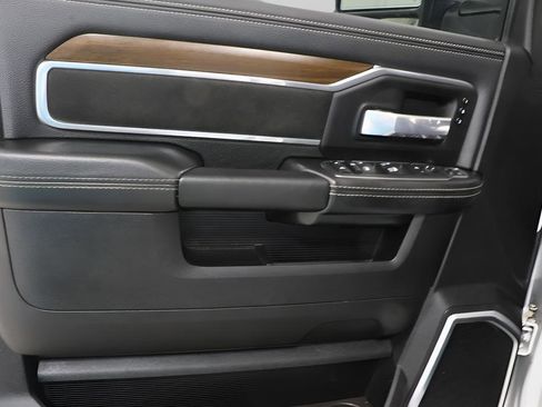 Used 2024 RAM 2500 Laramie image 23