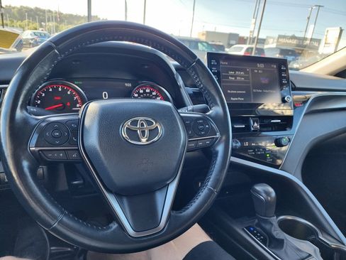 Used 2023 Toyota Camry XSE image 17