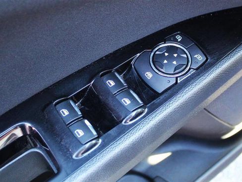 Used 2014 Ford Fusion SE image 13