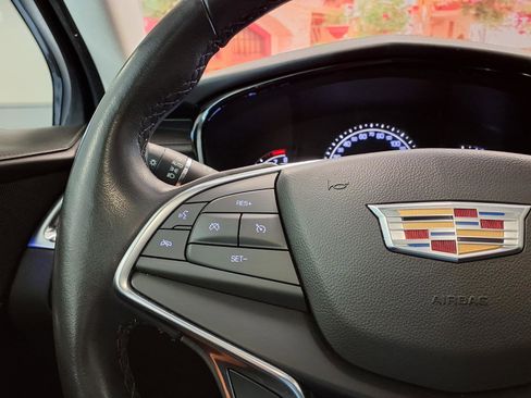 Used 2017 Cadillac XT5 Premium Luxury FWD image 28