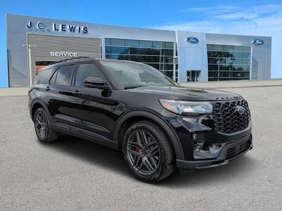 New 2026 Ford Explorer ST w/ Sun And Sound Package