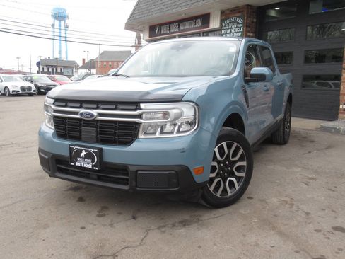 Used 2022 Ford Maverick Lariat w/ Lariat Luxury Package image 32