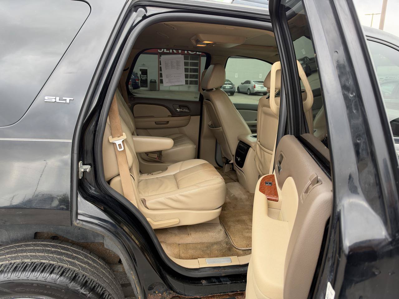 Used 2007 GMC Yukon SLT w/ SLT Preferred Equipment Group AWD/4WD image 9