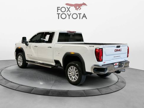 Used 2023 GMC Sierra 3500 SLT w/ SLT Convenience Package AWD/4WD image 4