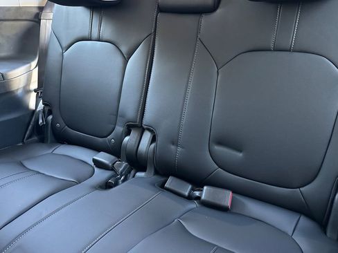 New 2025 Honda Pilot Elite image 17