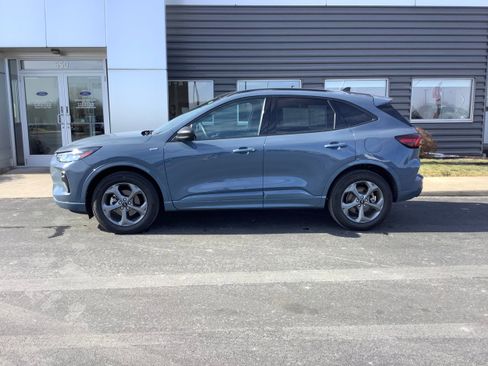 Certified 2024 Ford Escape ST-Line w/ Tech Pack #1 image 2