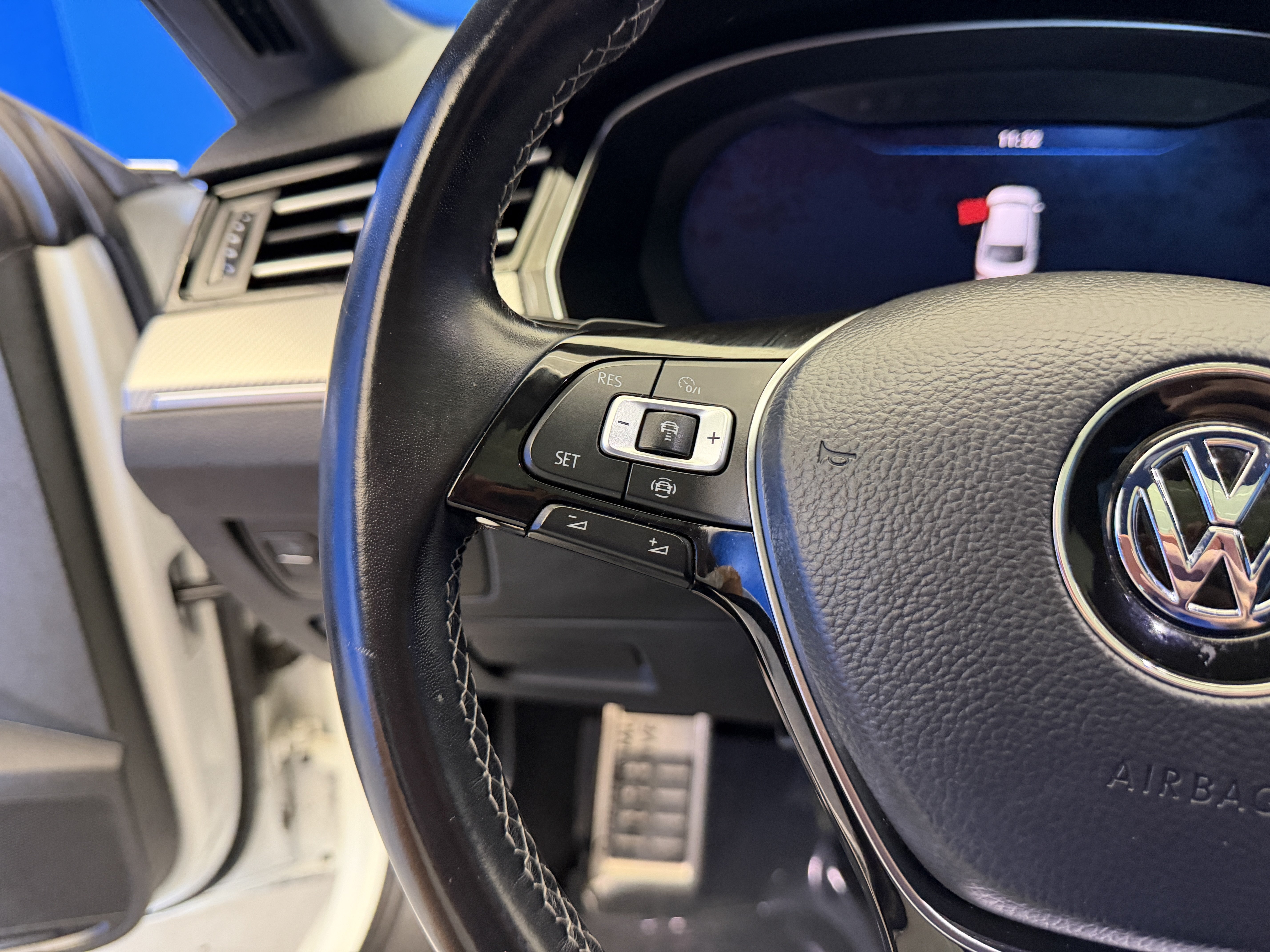 Used 2019 Volkswagen Arteon SEL AWD/4WD image 15