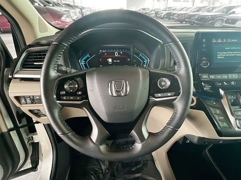 Certified 2024 Honda Odyssey Touring image 16