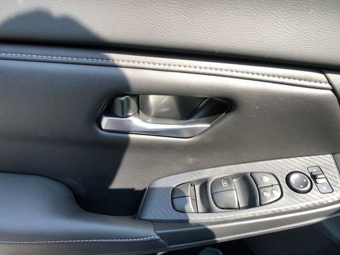 New 2025 Nissan Sentra SV image 15