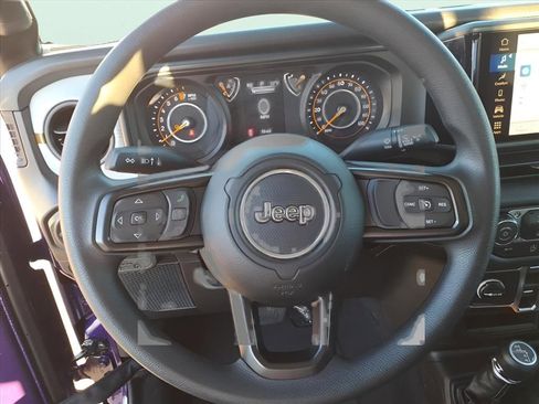 New 2026 Jeep Gladiator Sport image 13