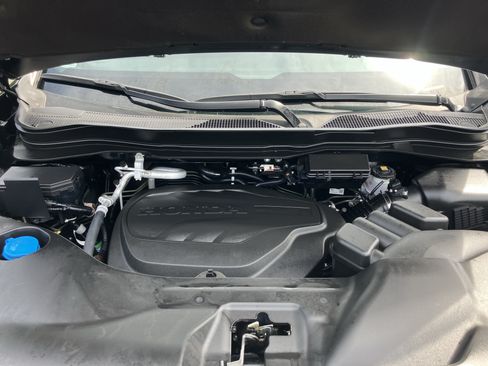 Certified 2025 Honda Ridgeline RTL image 36