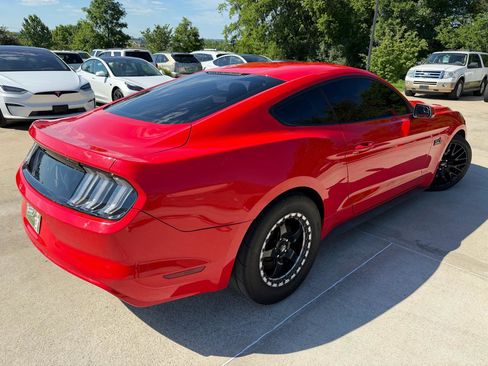 Used 2017 Ford Mustang GT w/ GT Performance Package RWD image 5