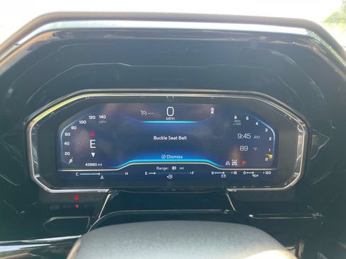 Certified 2022 Chevrolet Silverado 1500 ZR2 w/ Technology Package AWD/4WD image 28