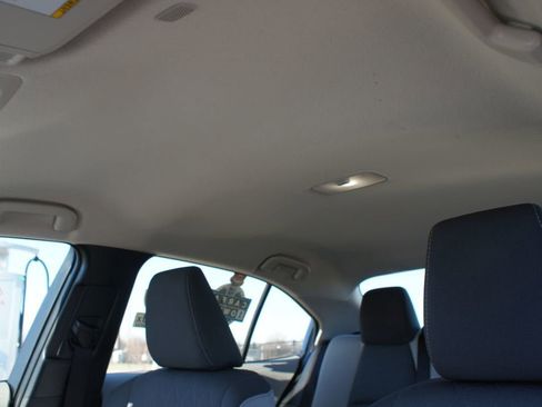 Used 2025 Toyota Corolla LE image 6