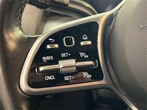 Used 2022 Mercedes-Benz GLB 250 4MATIC image 20