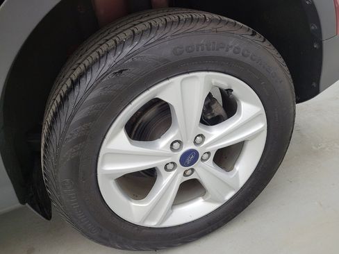Used 2016 Ford Escape SE FWD image 31