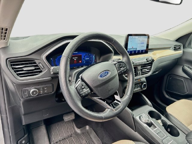Certified 2022 Ford Escape Titanium w/ Titanium Elite Package AWD/4WD image 12