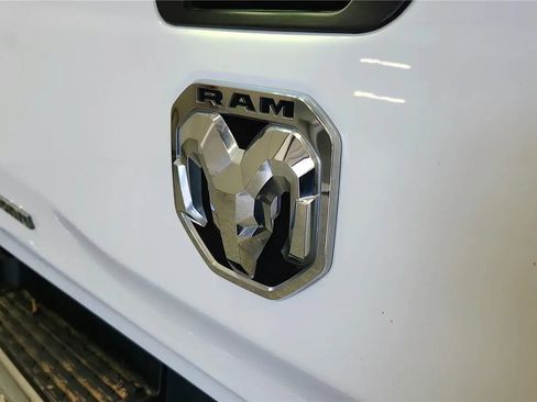 Used 2023 RAM 1500 Big Horn AWD/4WD image 16