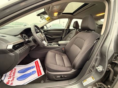 Certified 2023 Nissan Altima 2.5 SV w/ SV Premium Package image 15