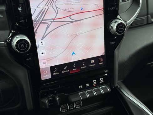 Used 2025 RAM 2500 Laramie image 19