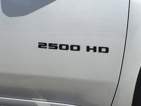 Used 2022 Chevrolet Silverado 2500 LTZ w/ LTZ Plus Package AWD/4WD image 10