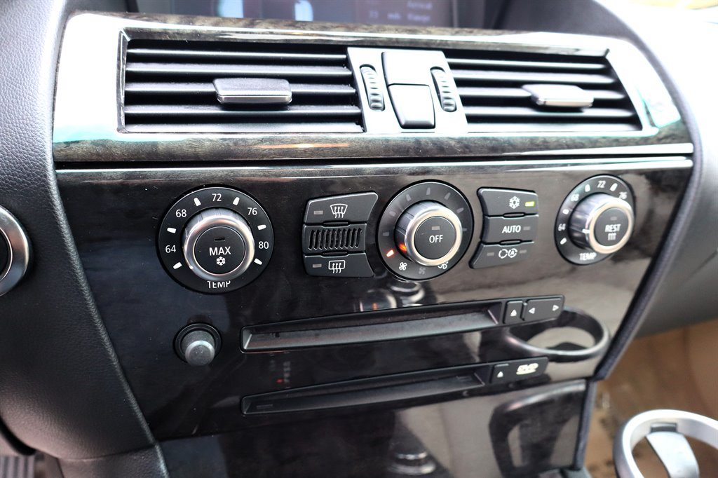 Used 2006 BMW 650i Convertible RWD image 30