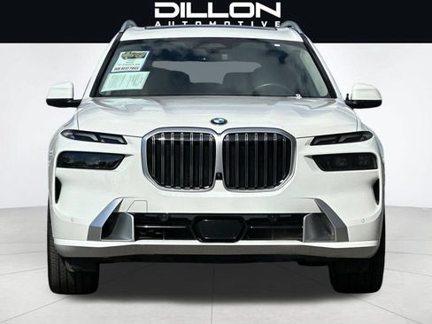 Used 2025 BMW X7 xDrive40i AWD/4WD image 9