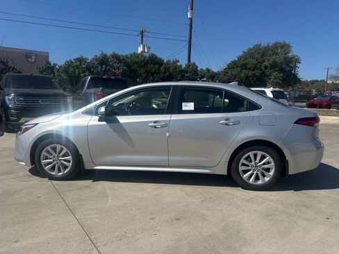 New 2026 Toyota Corolla XLE image 9