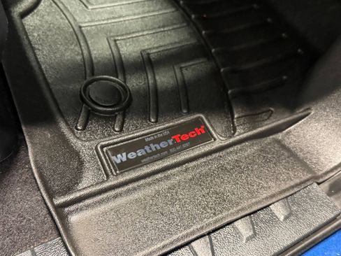 Used 2023 Ford F150 Lariat AWD/4WD image 25