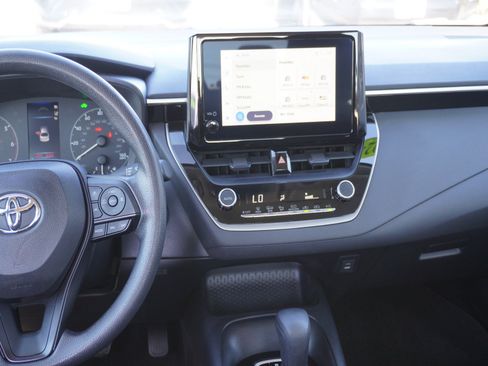 Used 2024 Toyota Corolla XLE FWD image 14