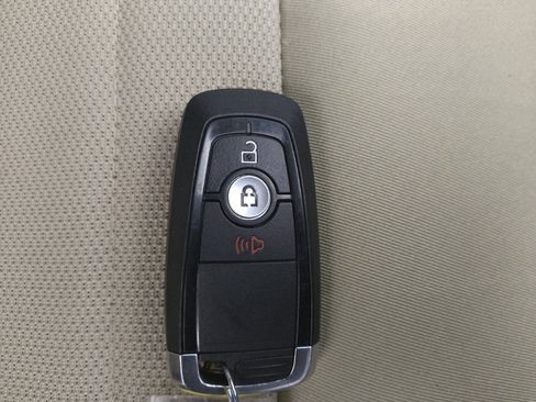 Used 2022 Ford Edge SE AWD/4WD image 32