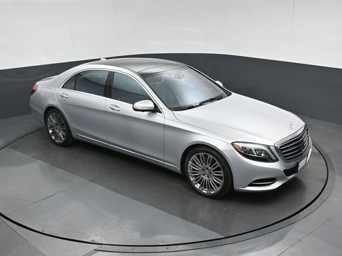 Used 2016 Mercedes-Benz S 550 4MATIC Sedan image 62