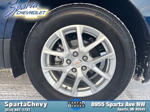 Used 2023 Chevrolet Equinox LT image 22