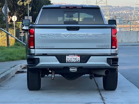 Used 2025 Chevrolet Silverado 2500 High Country w/ High Country Premium Package image 5