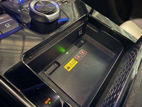 Certified 2023 Subaru Solterra AWD image 11