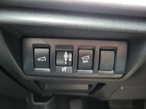 Used 2025 Subaru Outback Onyx Edition AWD/4WD image 28