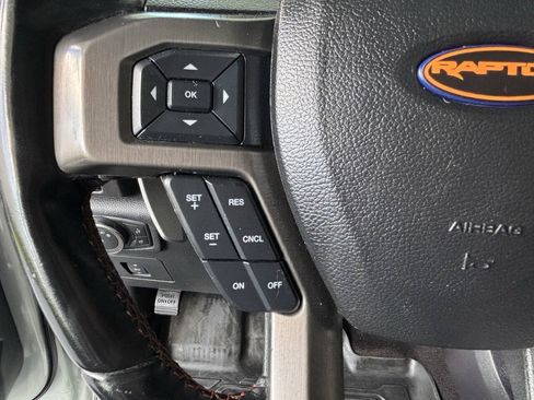 Used 2017 Ford F150 Raptor w/ Equipment Group 802A Luxury AWD/4WD image 19