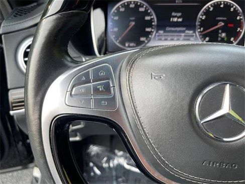 Used 2017 Mercedes-Benz Maybach S 550 4MATIC image 36