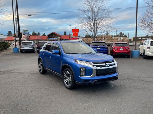 Used 2024 Mitsubishi Outlander Sport SE image 9
