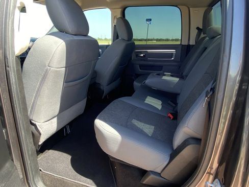 Used 2018 RAM 2500 Lone Star image 15