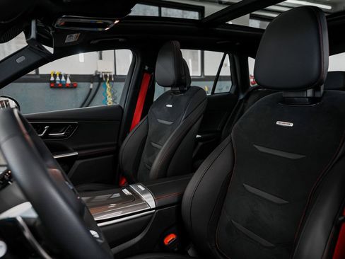 Used 2024 Mercedes-Benz GLC 43 AMG AMG GLC 43 w/ Driver Assistance Package image 32