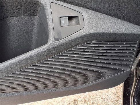 Used 2025 Volkswagen Jetta S image 15