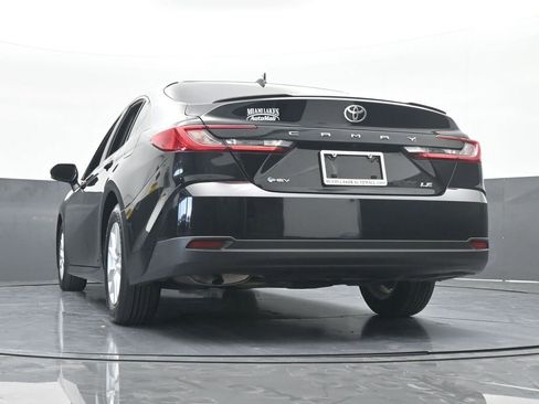 Used 2025 Toyota Camry LE image 53