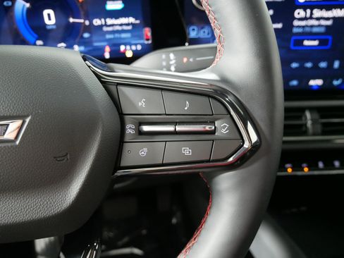 Used 2025 Chevrolet Equinox EV RS AWD/4WD image 28