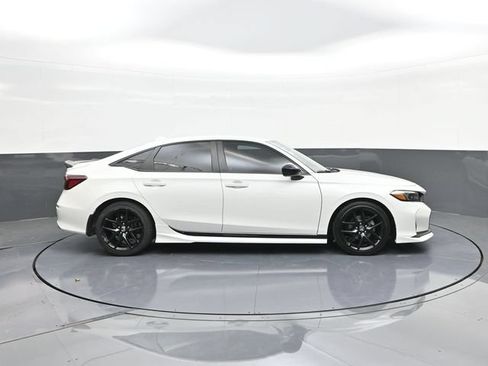 Certified 2025 Honda Civic Sport image 24