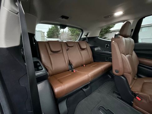 Used 2020 Subaru Ascent Touring w/ Popular Package #2A image 16