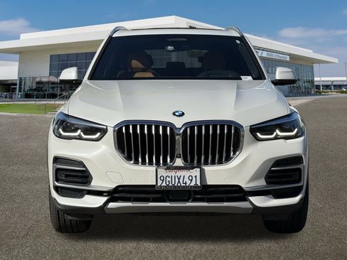 Certified 2022 BMW X5 xDrive40i image 3